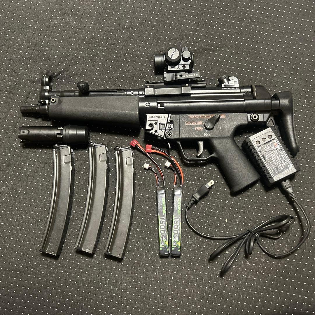 東京マルイ　次世代電動ガンMP5 A5 ドットサイト　 トレーサー　マガジン