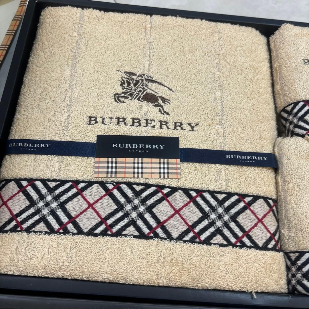 Burberry バーバリー　タオルセット　バスタオル　フェイスタオル