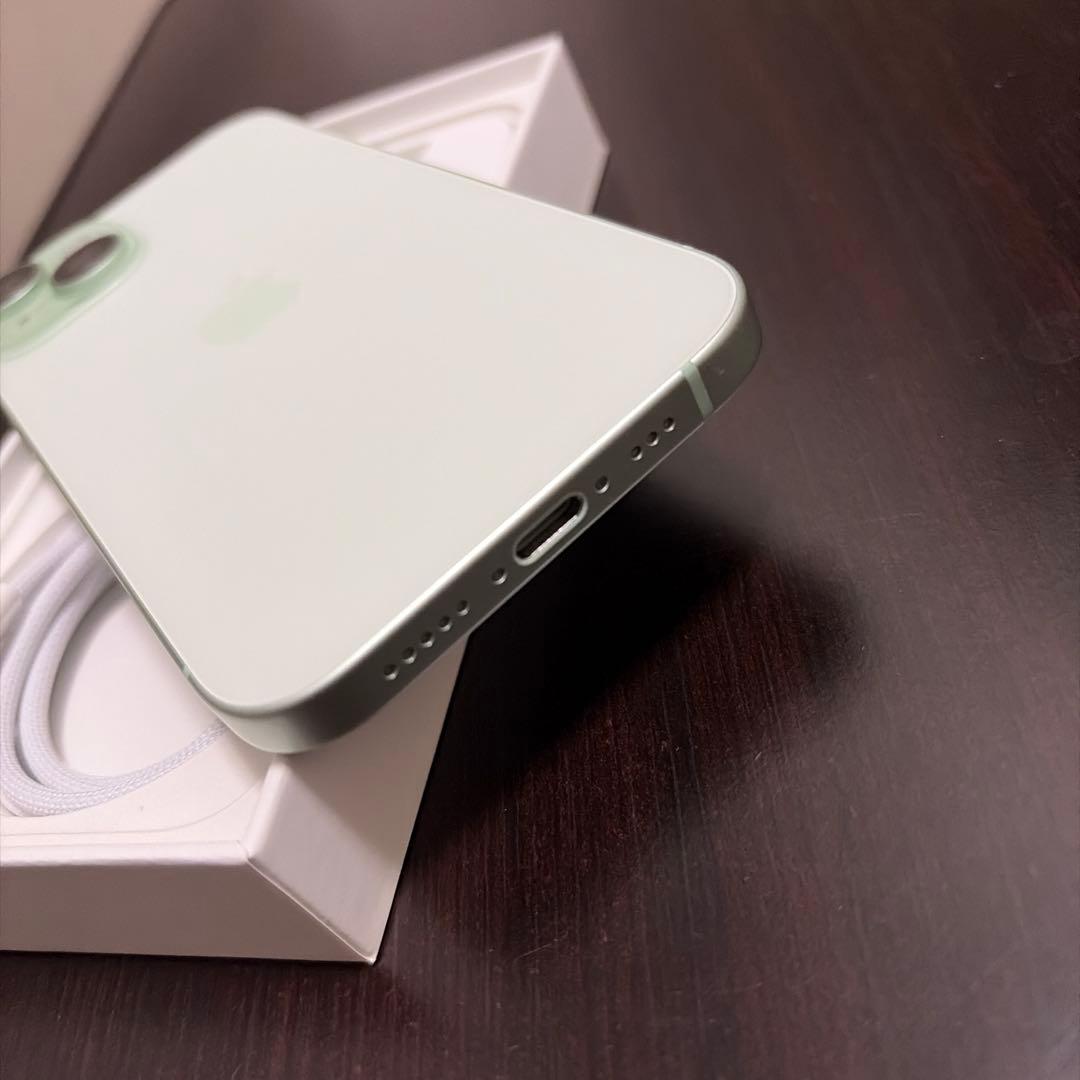 Apple iPhone 15 グリーン 128GB