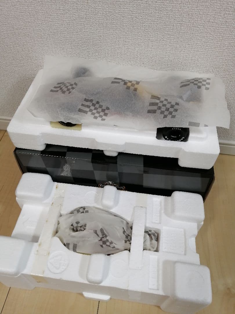 EXOTO　1/18　フェラーリ　641/2