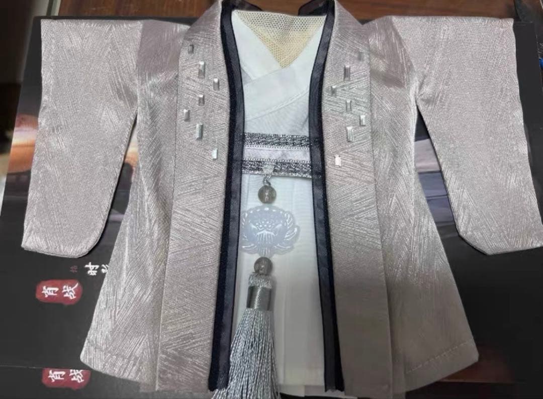 20cm 肖戦 ぬいぐるみ+お洋服 時影 0102