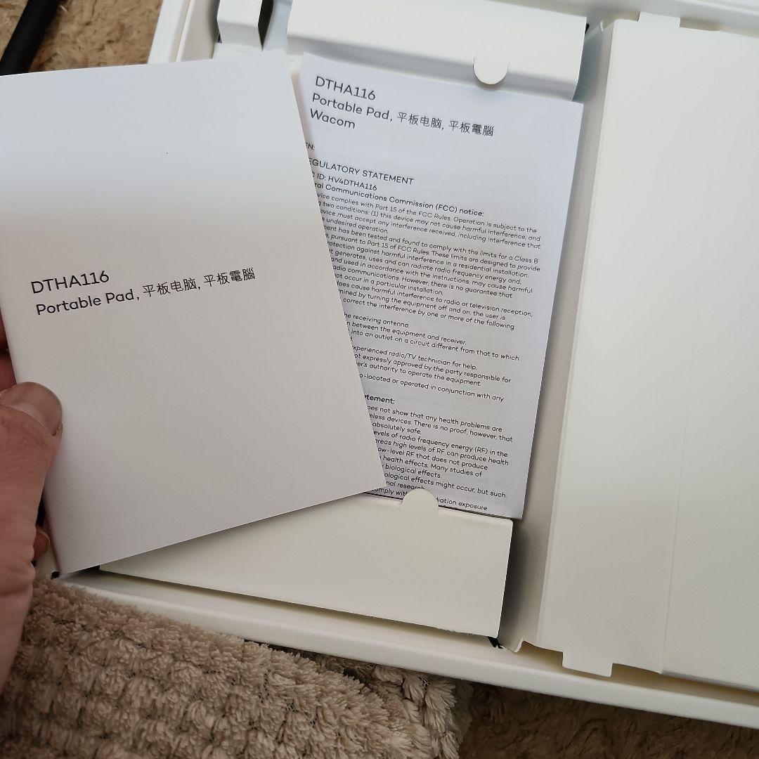 Wacom MovinkPad 11 ポータブルペンタブレット　未使用に近い