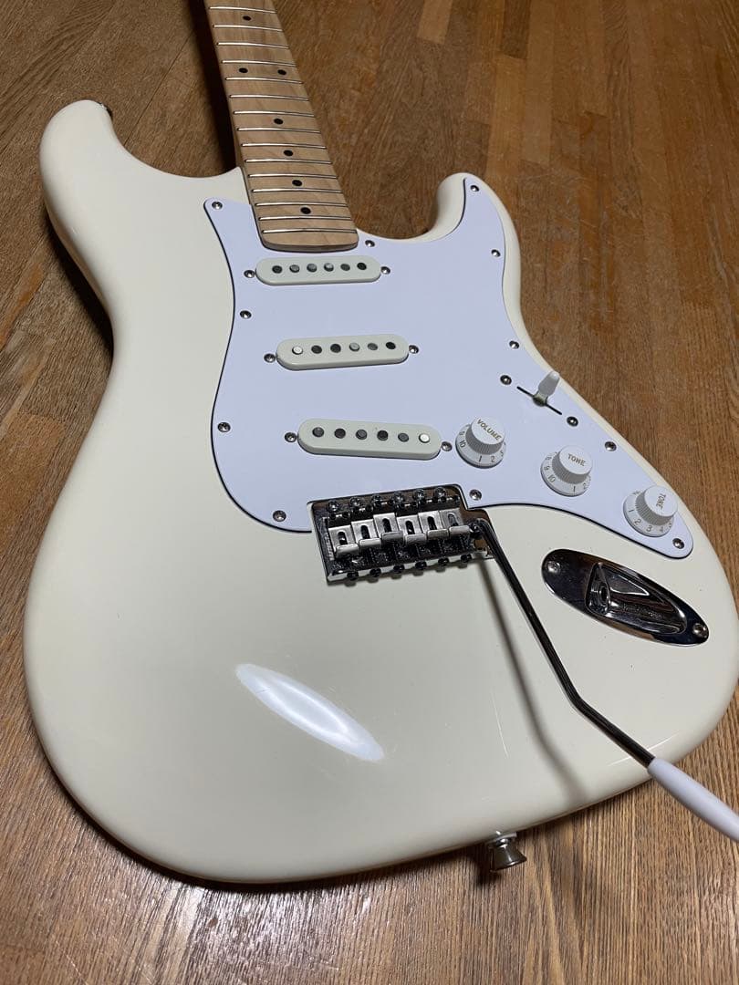 調整済みストラトキャスター　エレキギター