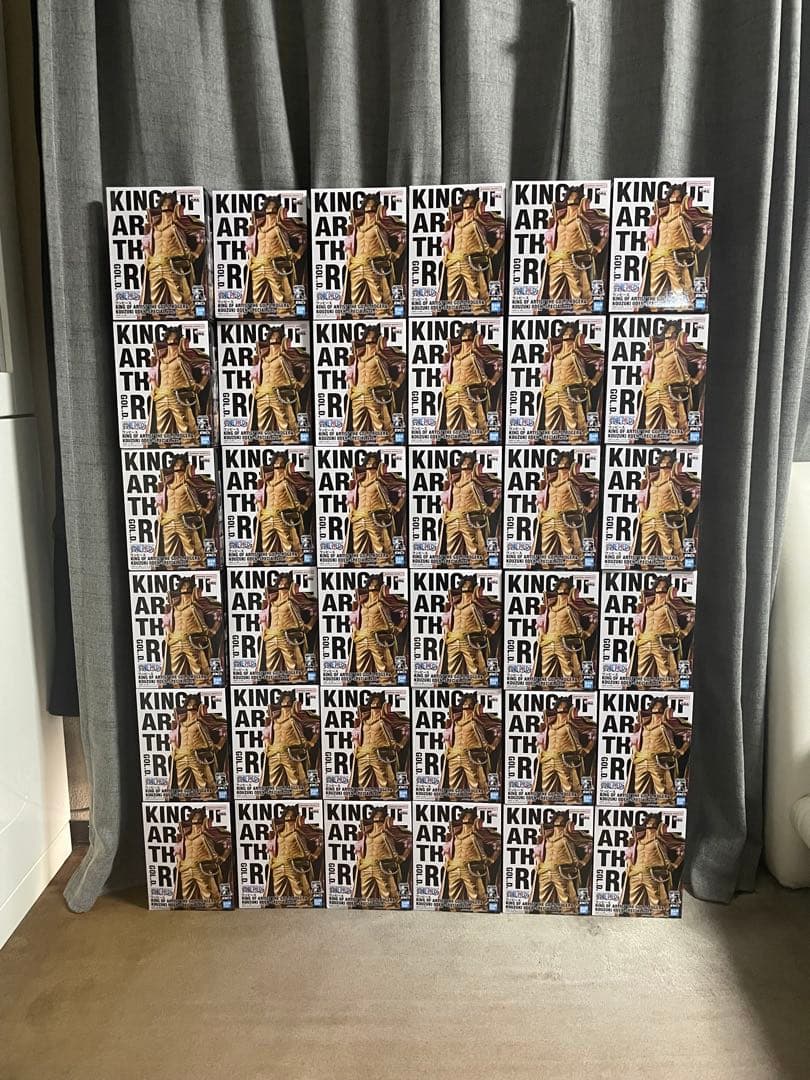 ワンピース　KING OF ARTIST ゴール・D・ロジャー　フィギュア36体