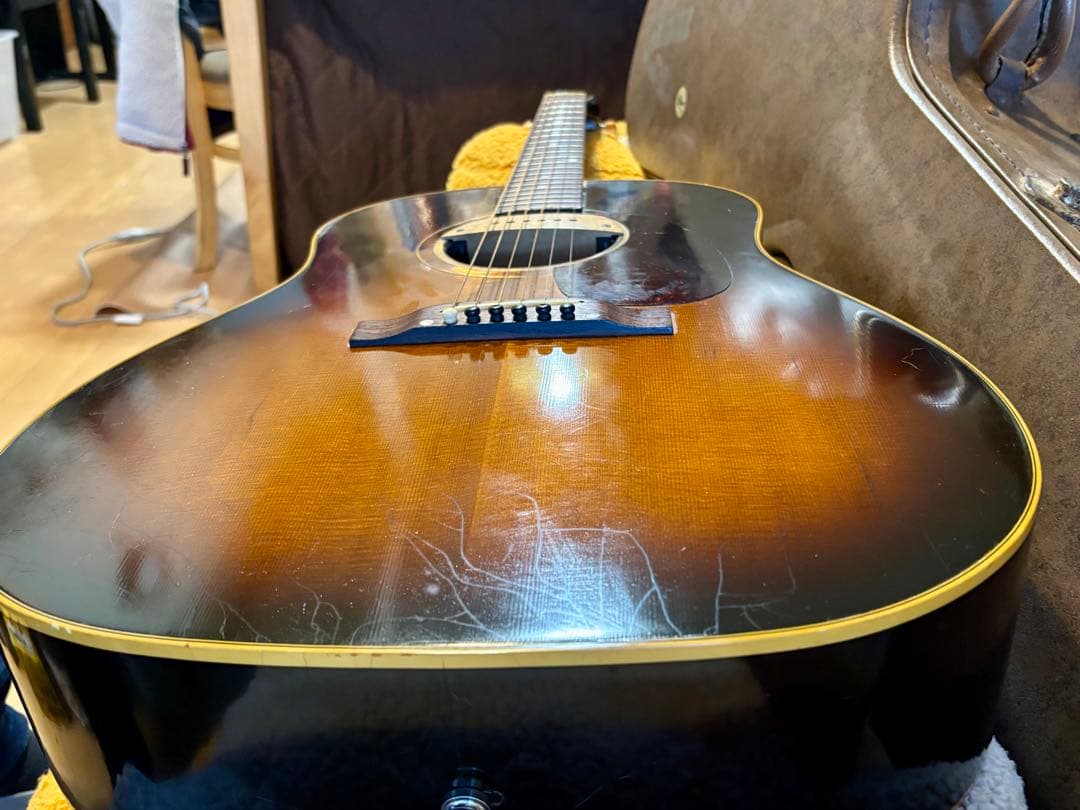 Gibson J45アコースティックギター 1963リイシューモデル1995年製
