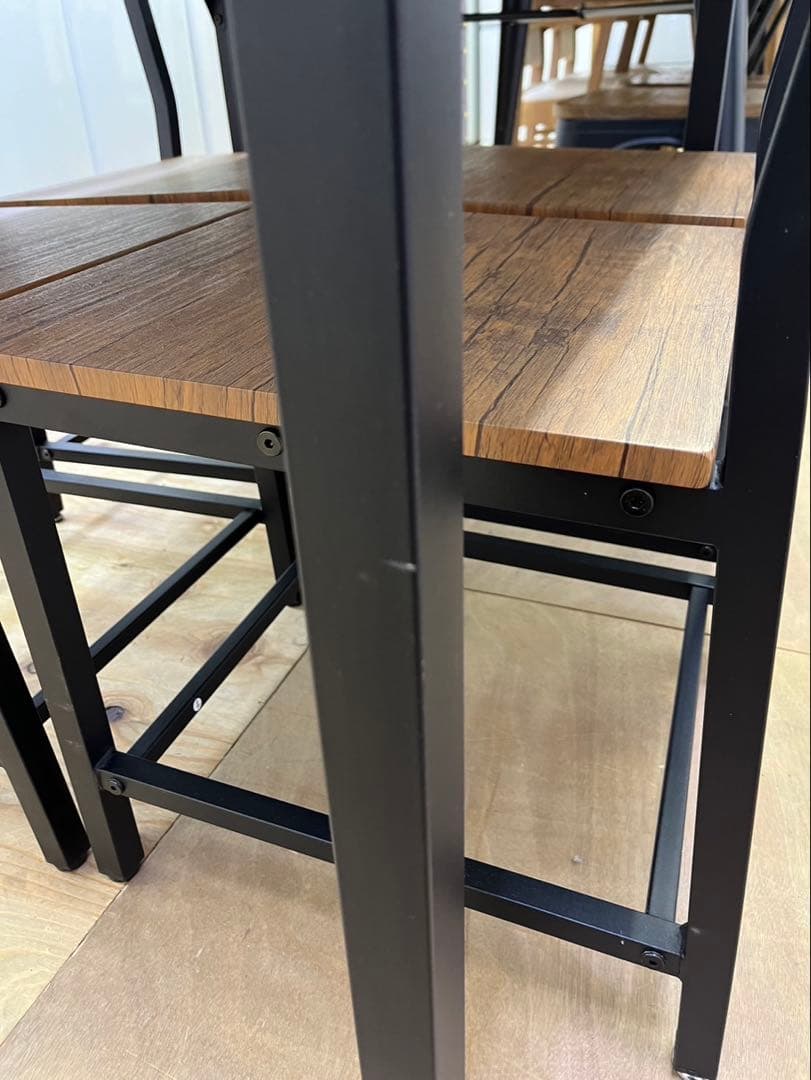 コンパクトな4人掛け!! スリーアイ ダイニングテーブル＆チェア×4脚セット