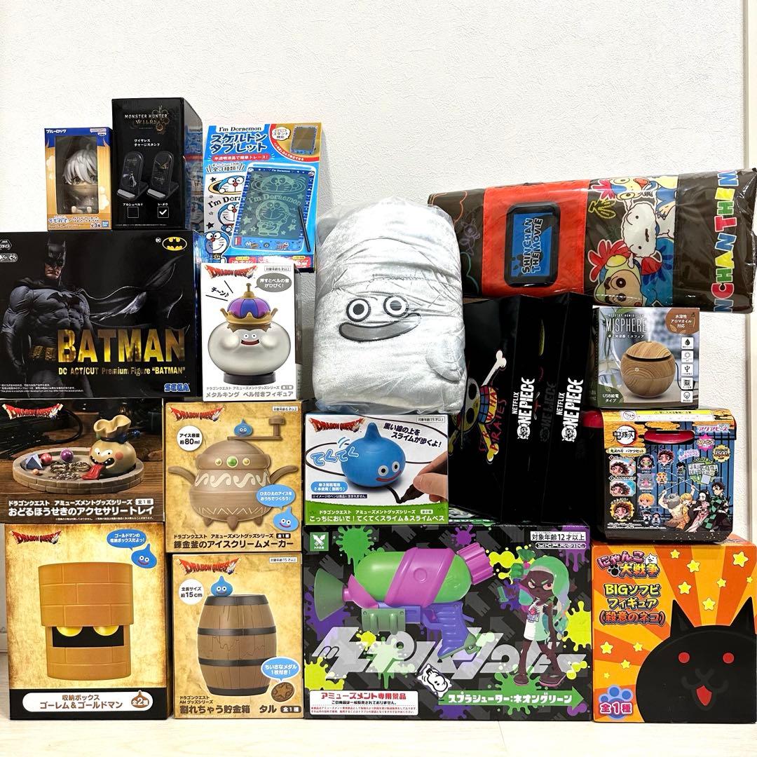 おもちゃ　雑貨　キャラクターグッズ　まとめ売り　ドラクエ　ONE PIECE