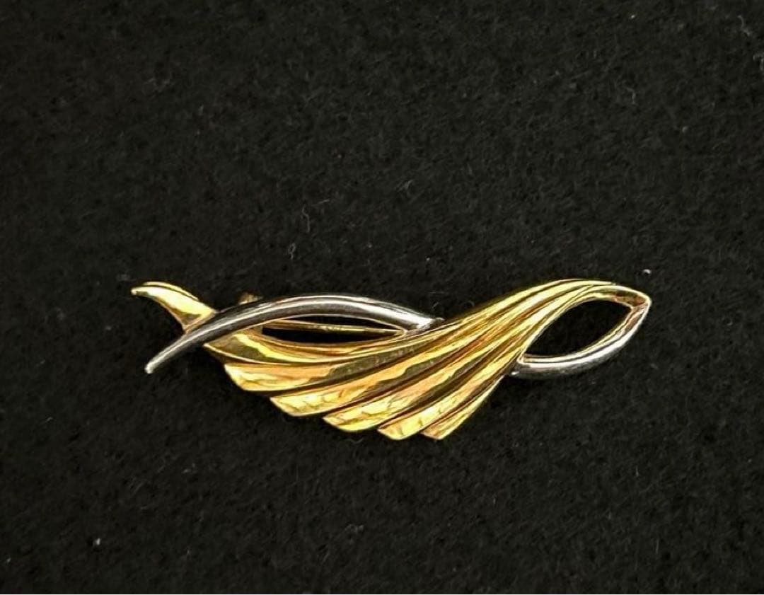 20金　デザインブローチ　美品