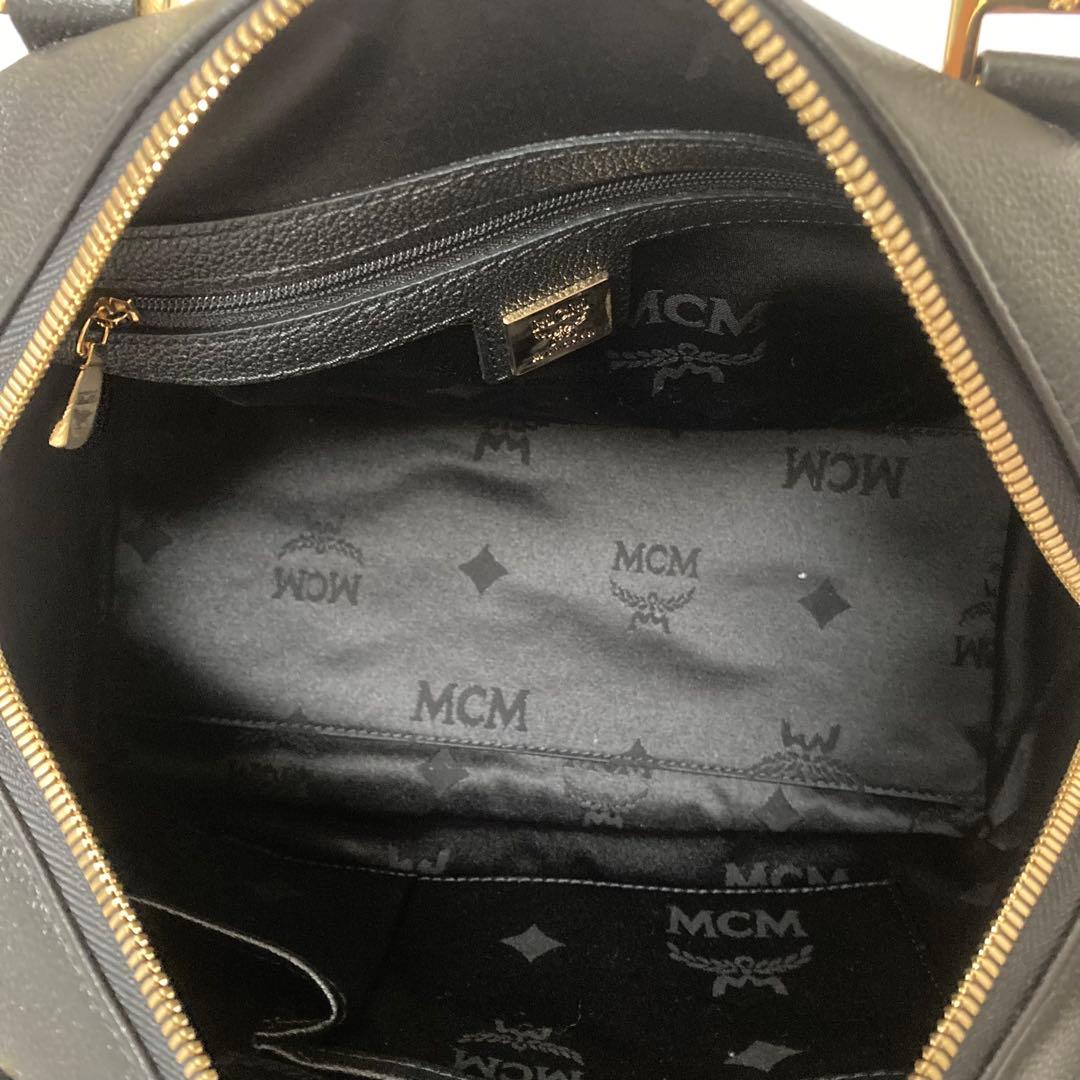 未使用品　MCM　ハンドバッグ　オールレザー　ロゴプレート　ボストン　保存袋付