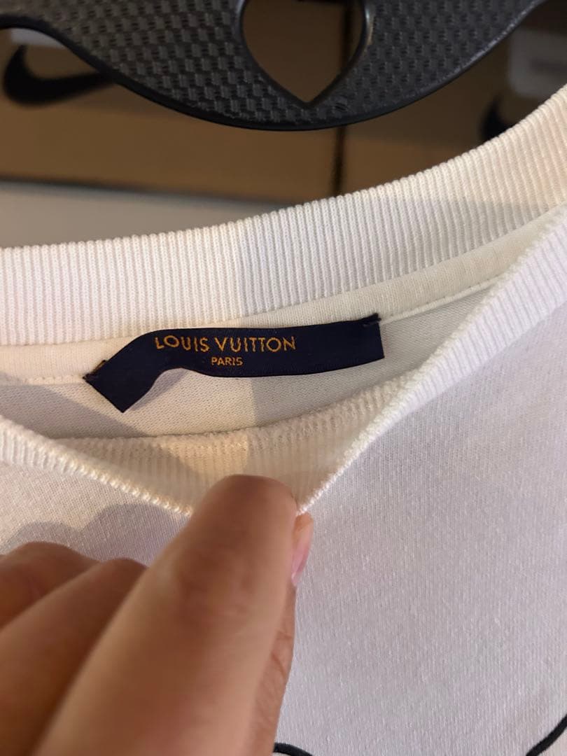 Louis Vuitton DO A KICKFLIP Tシャツ