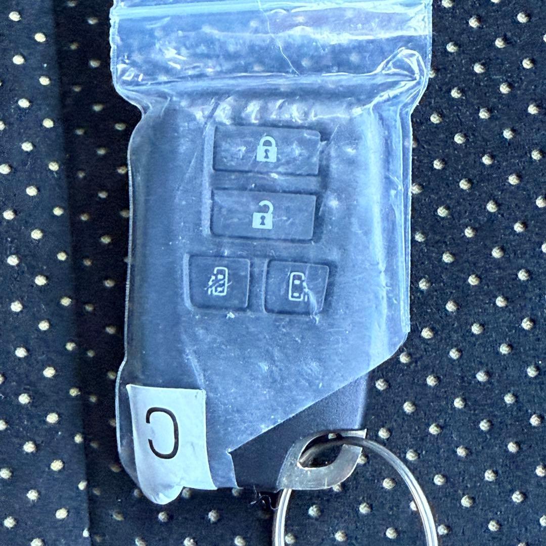 ハイエース　スマートキー　キーレス　3個セット　4ボタン　両側パワースライド