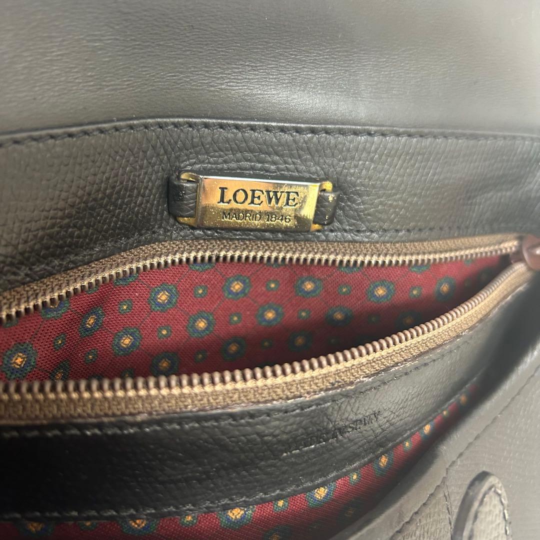 ロエベ ショルダーバッグ アナグラム ゴールド金具 本革 黒