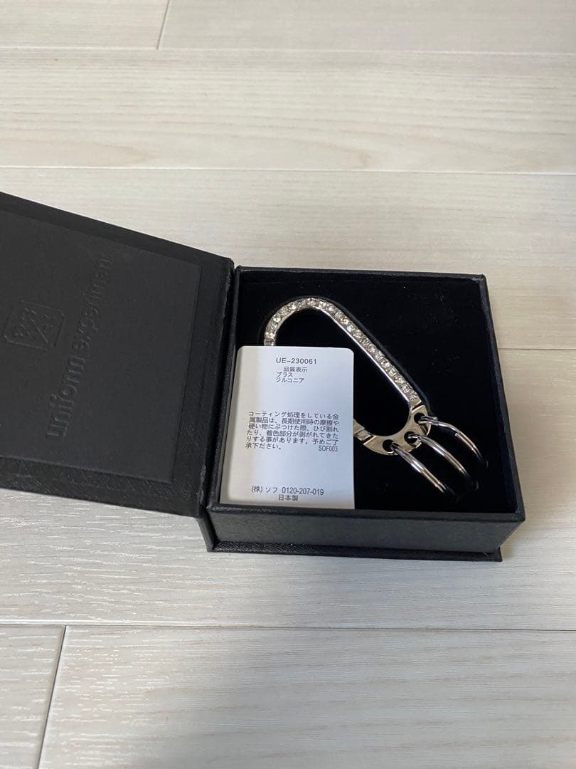 新品 uniform experiment ジルコニアカラビナ シルバー