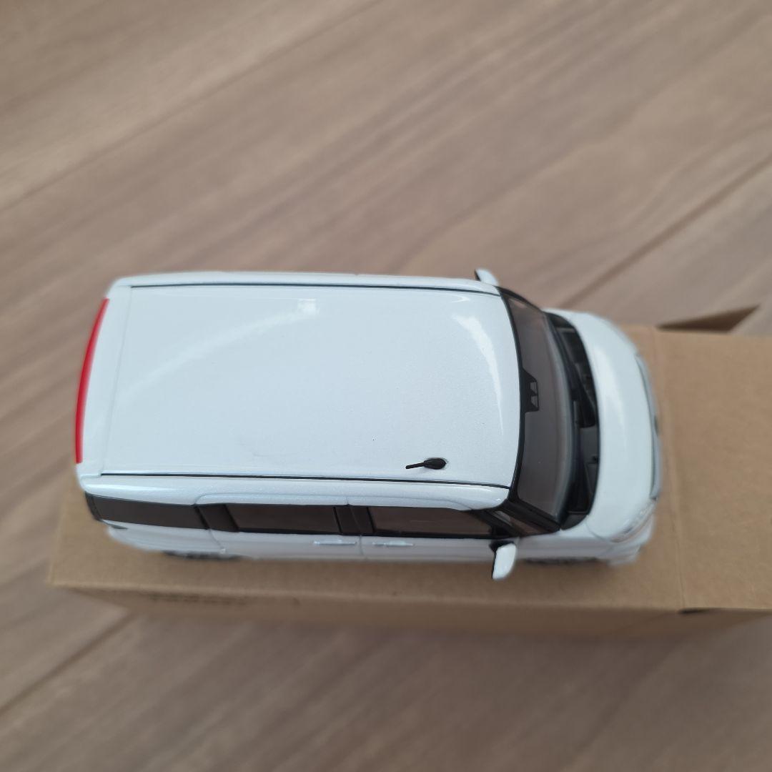 トヨタ ルーミー 1/30 カラーサンプル　希少