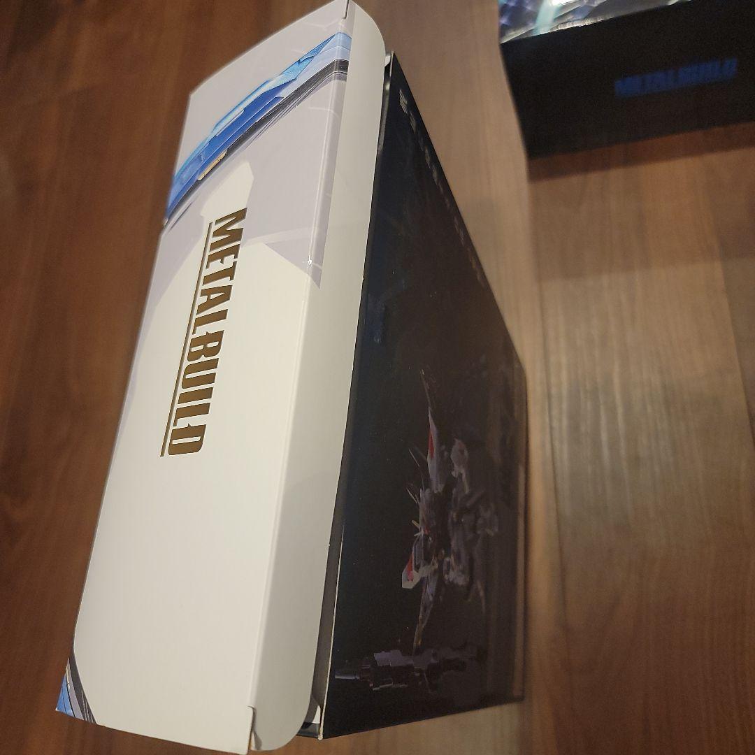 ストライクフリーダム　光の翼　メタルビルドセット