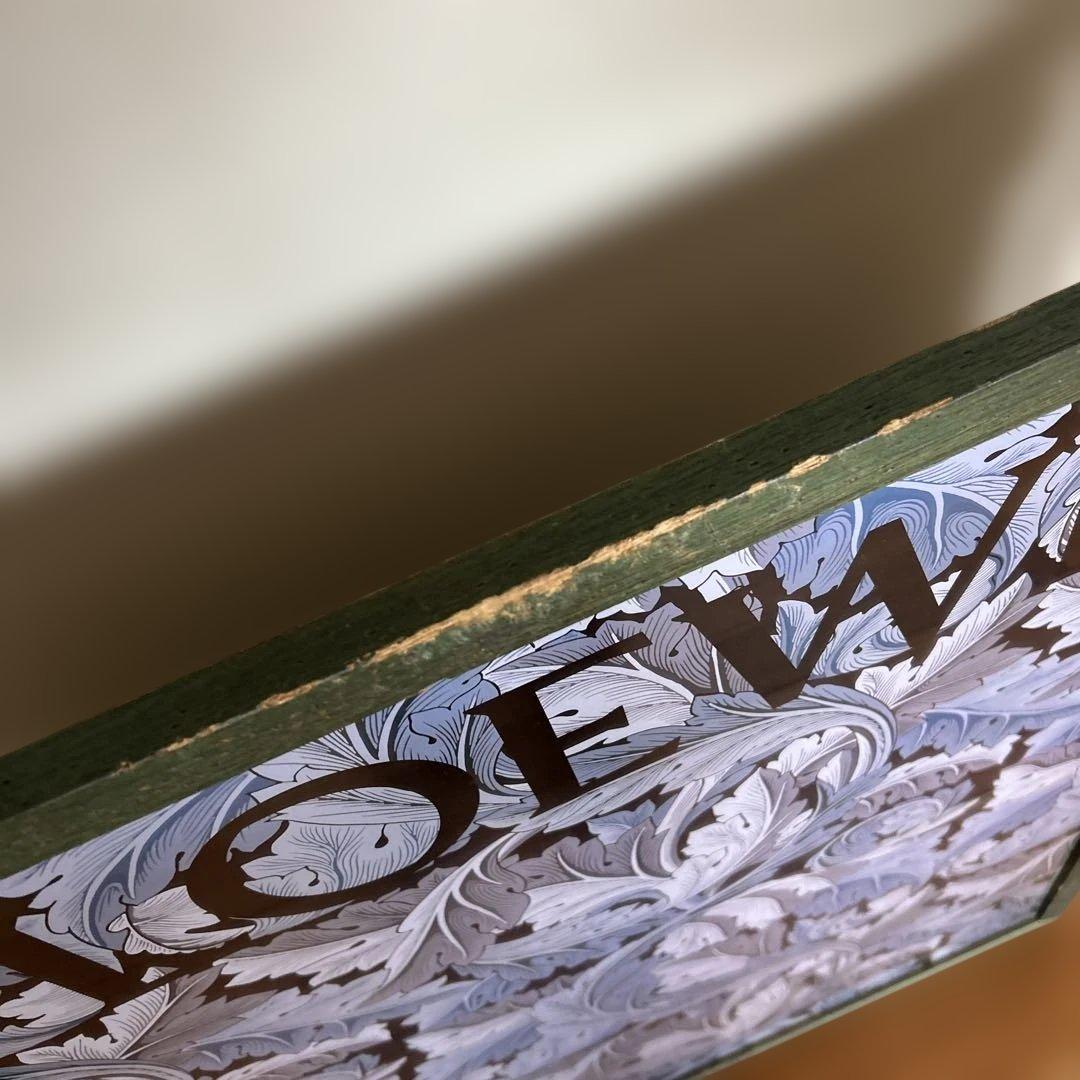 LOEWEロエベウィリアムモリスフローラルポスターフレーム