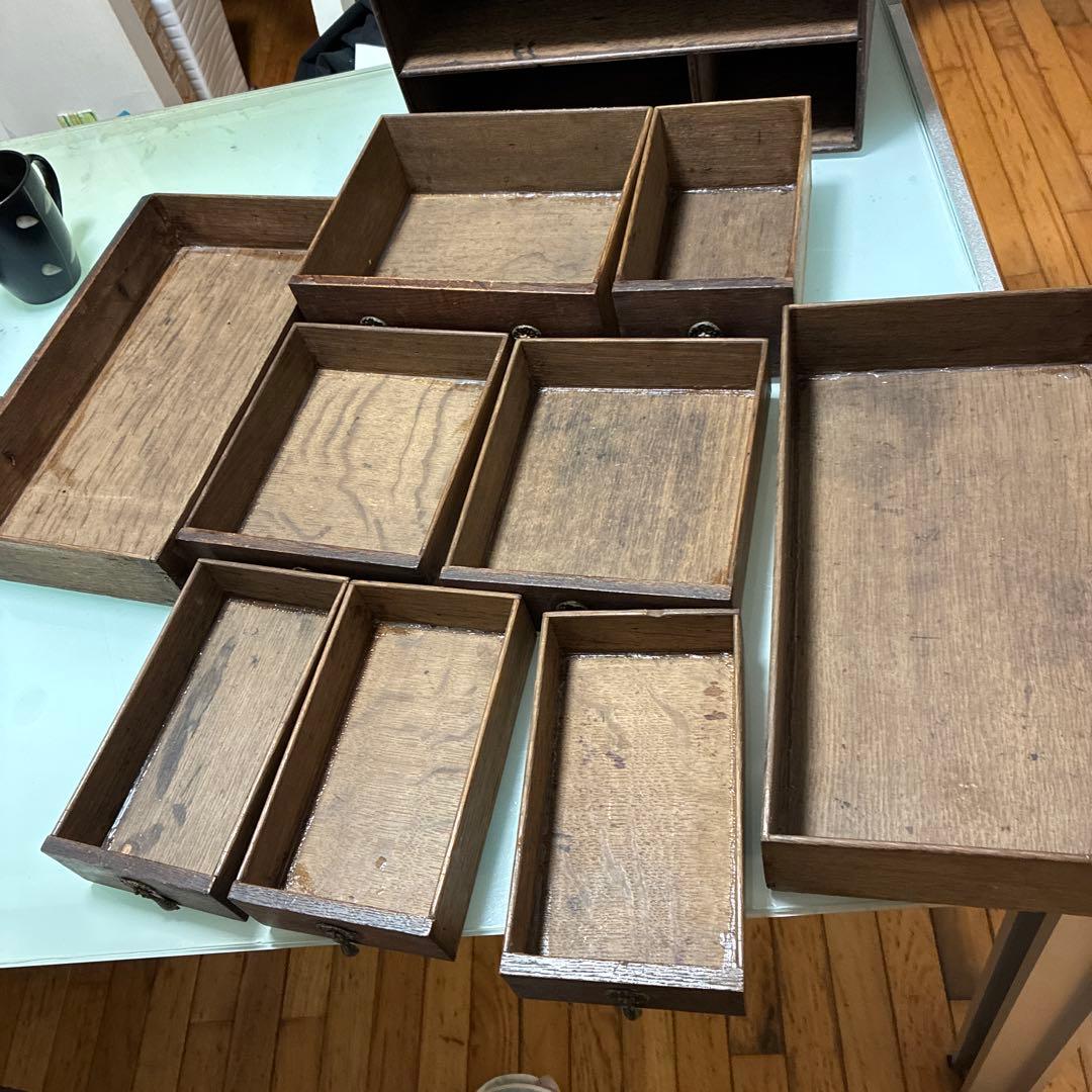 アメリカから木製引き出し式タンス 9個の引き出し付き