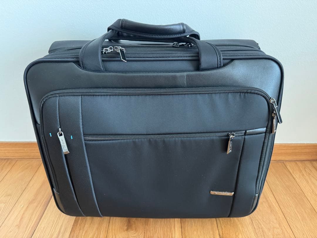 Samsonite スペクトロライト3 ローリングトート17.3インチ　ブラック