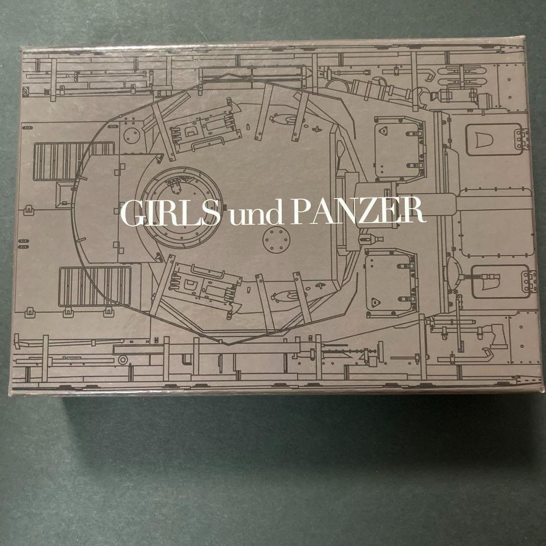 と*ん様 新品未使用　激レア　ガールズ&パンツァー 戦車道大作戦！ダーツセット