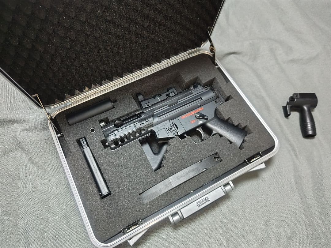 最終価格　マルゼン　GBB MP5KA4 CQBカスタム　ゼロハリケース付き