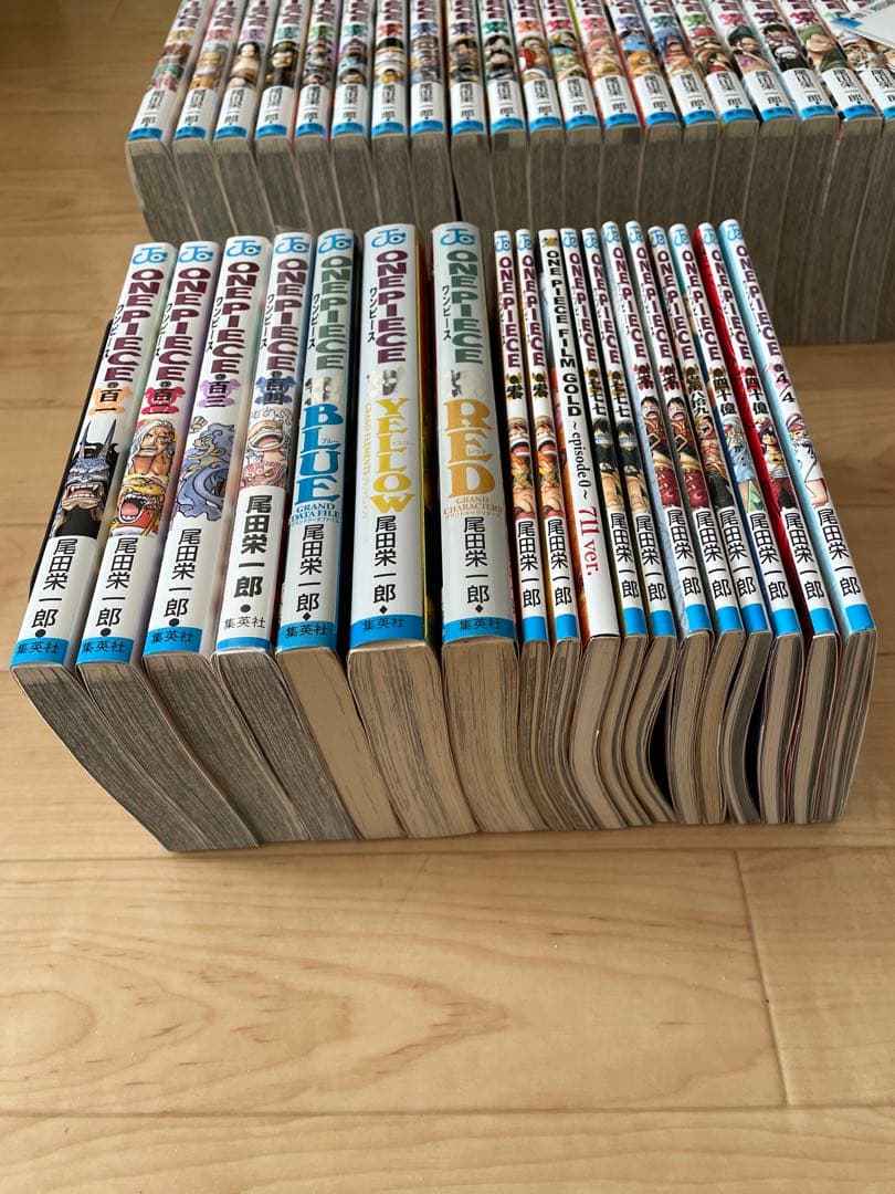ONE PIECE 1巻〜104巻 + 関連書籍＋映画特典