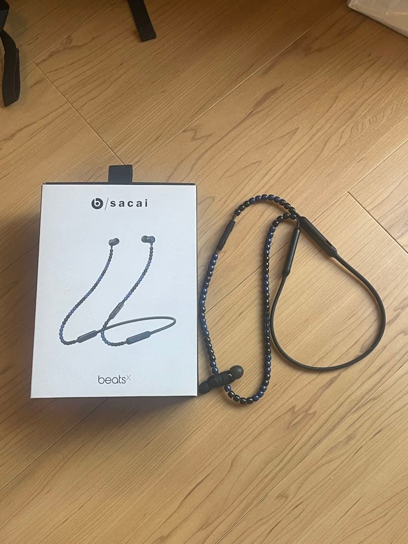 そ*様 激レア sacai × beats Earphone ネックレス ジャン