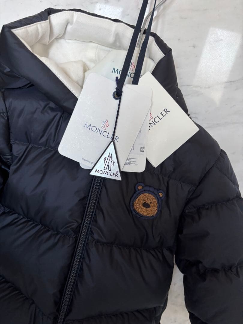 モンクレール ベビー　ダウンジャケット
