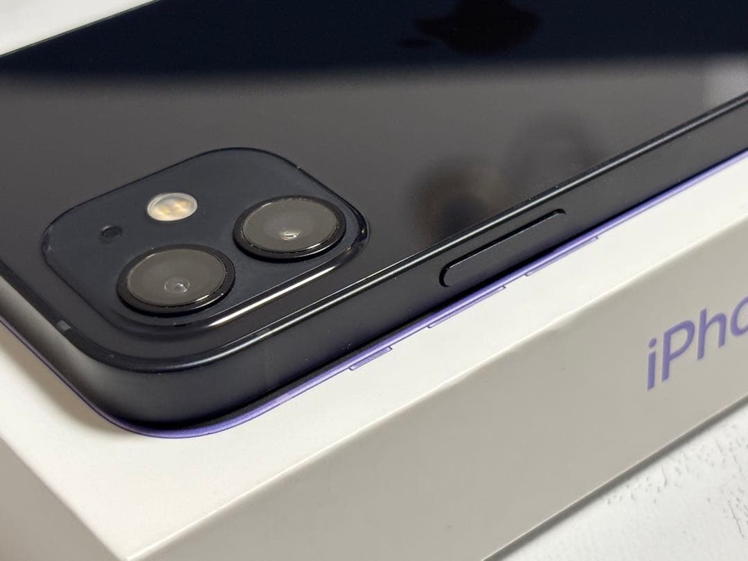 すり傷 iPhone12 本体 黒 128GB iPhone 12 Apple