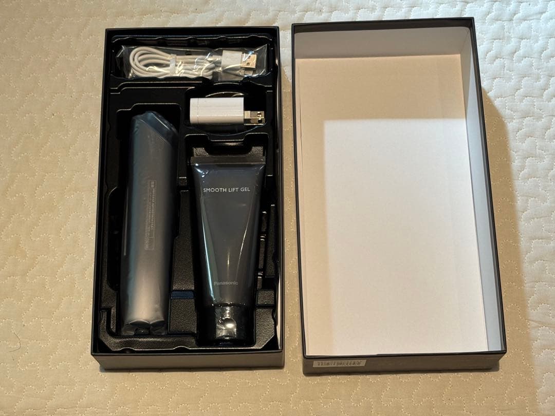 新品未使用品　Panasonic EH-SR85-K VITAL FIT 美顔器