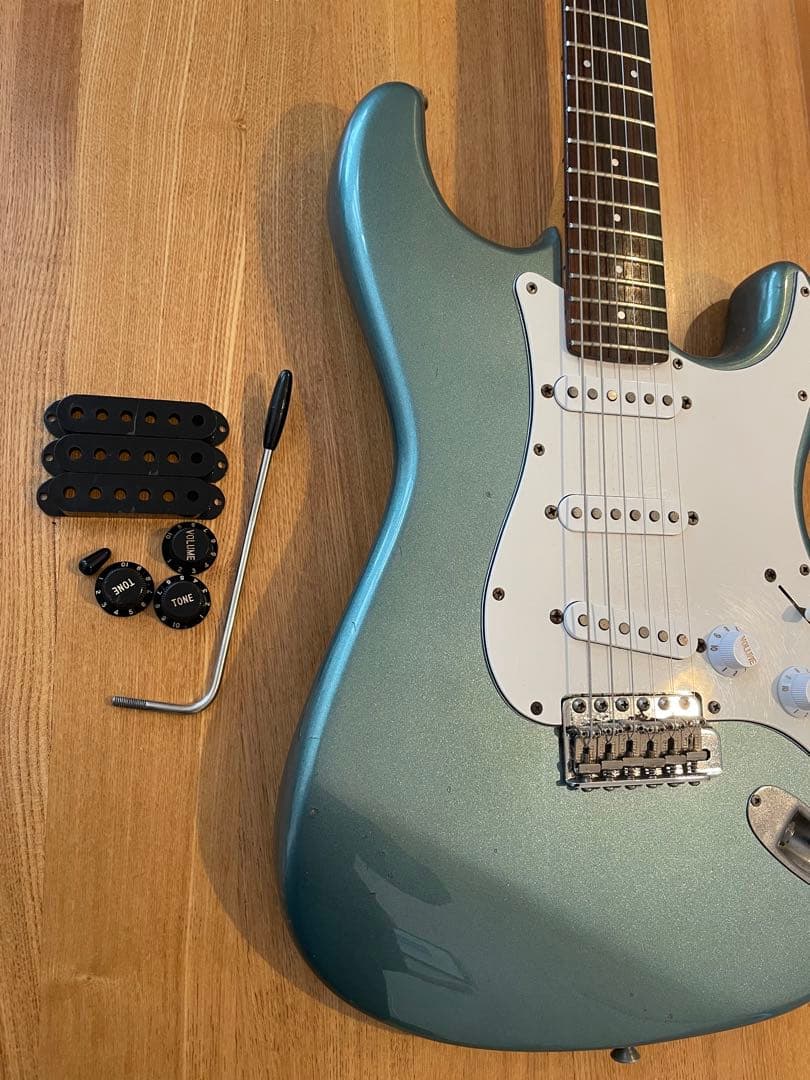 Squier by Fender SQシリアル　ストラトキャスター