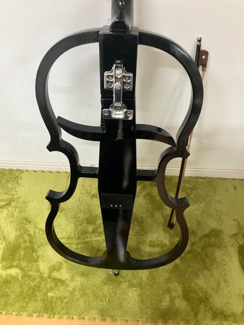 エレクトリックチェロ