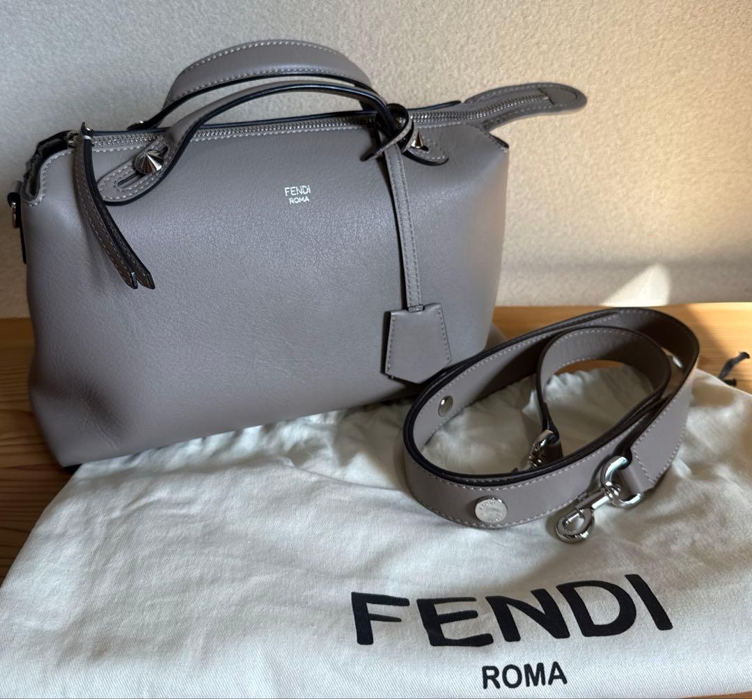 FENDI バイザウェイ　ミディアム