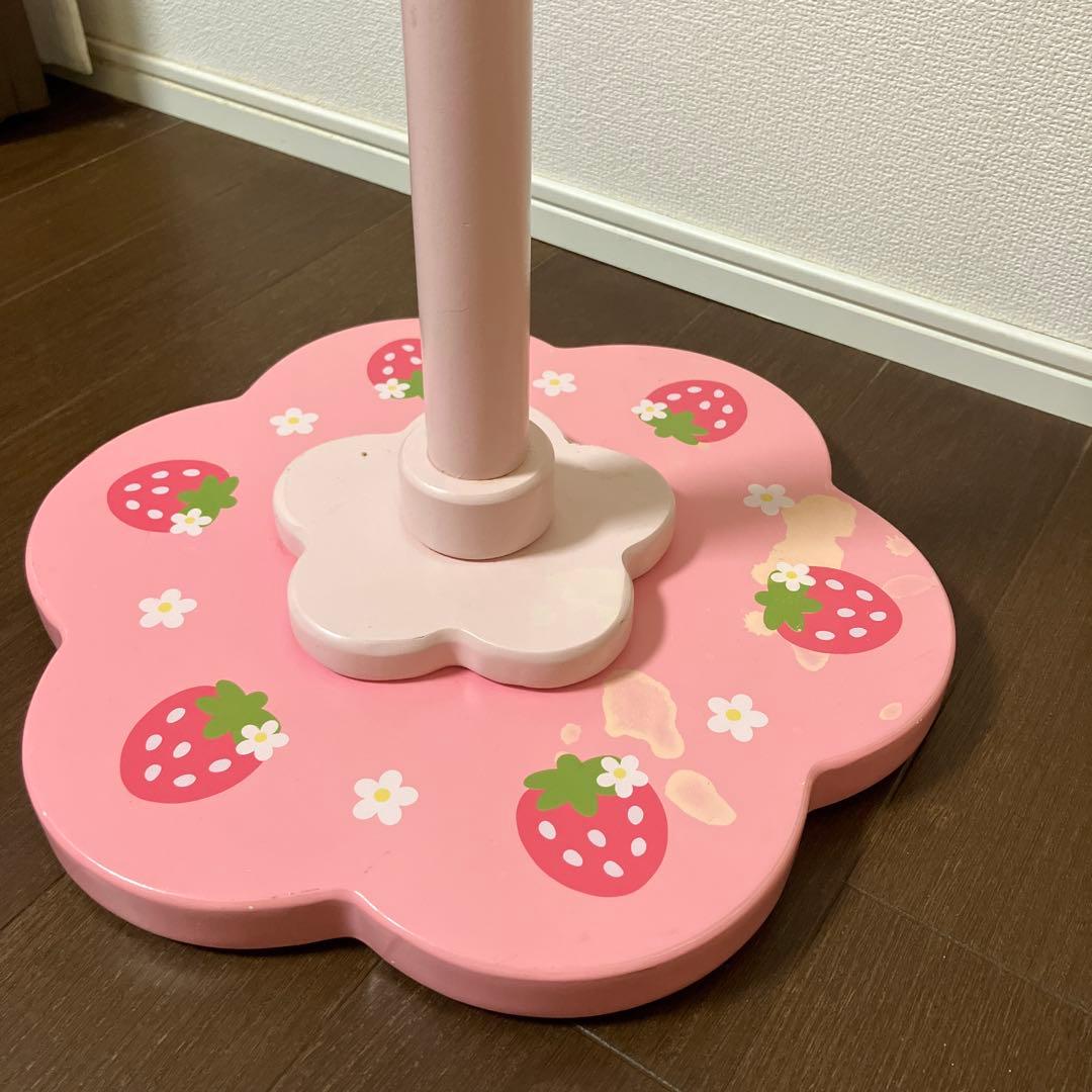 マザーガーデン　いちごデザイン ハンガーラック　ハンガー４本付き！