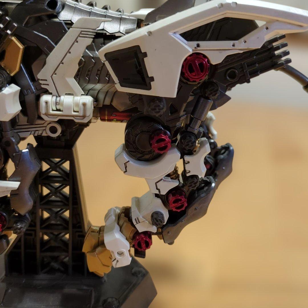 ケ*ン様 ゾイド　AZ-01 ライガーゼロ　全塗装　LED電飾改造　完成品