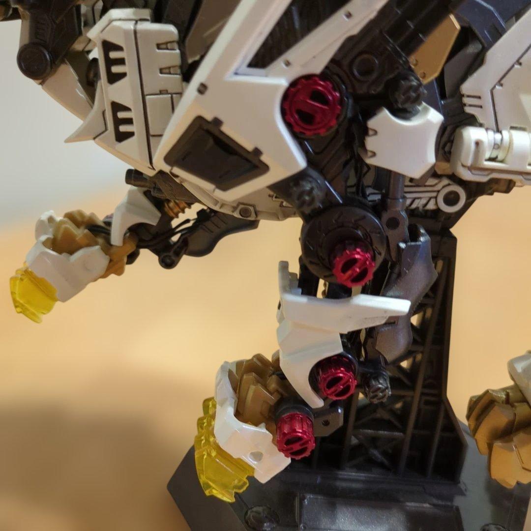 ケ*ン様 ゾイド　AZ-01 ライガーゼロ　全塗装　LED電飾改造　完成品