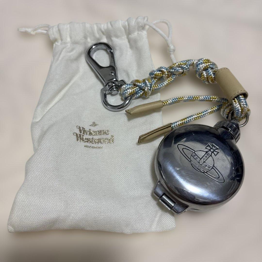 Vivienne Westwood 灰皿
