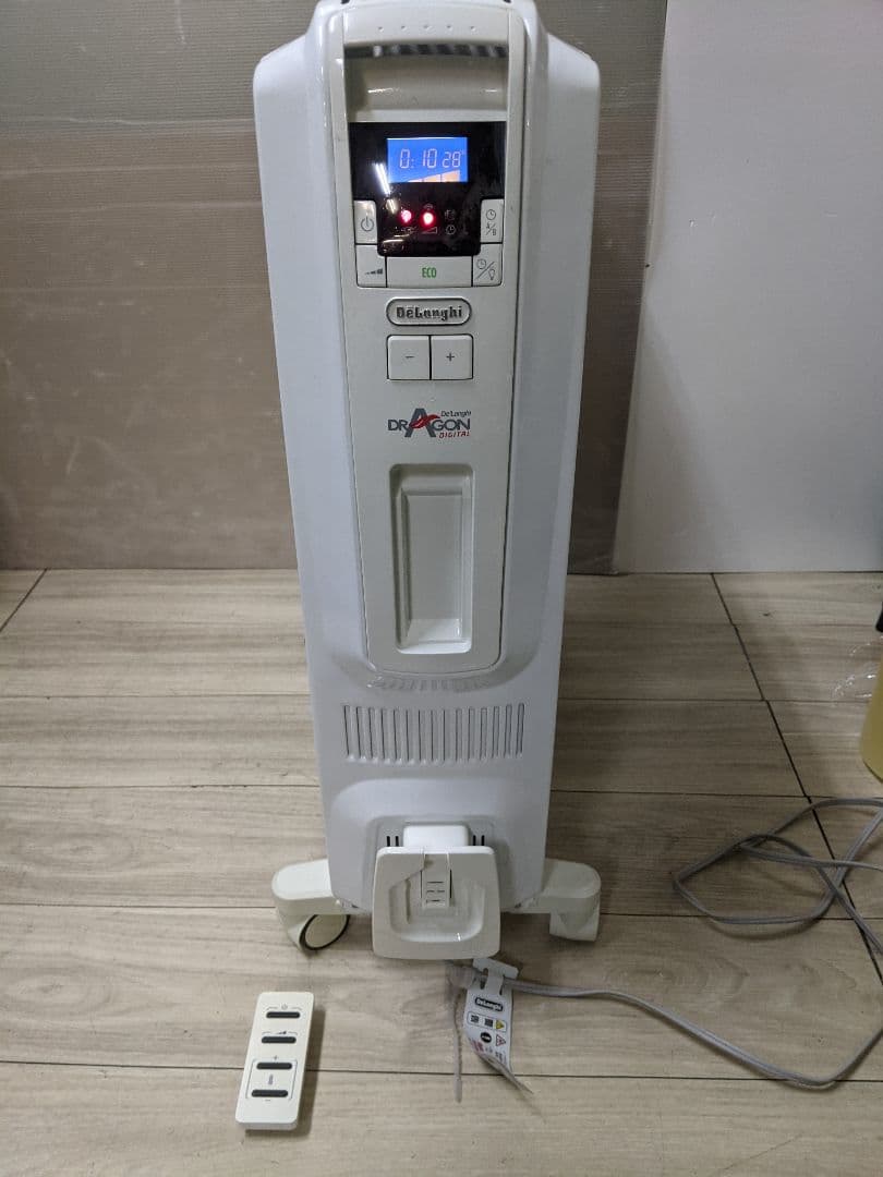 DeLonghi デロンギ ドラゴンデジタル TDD0915W オイルヒーター