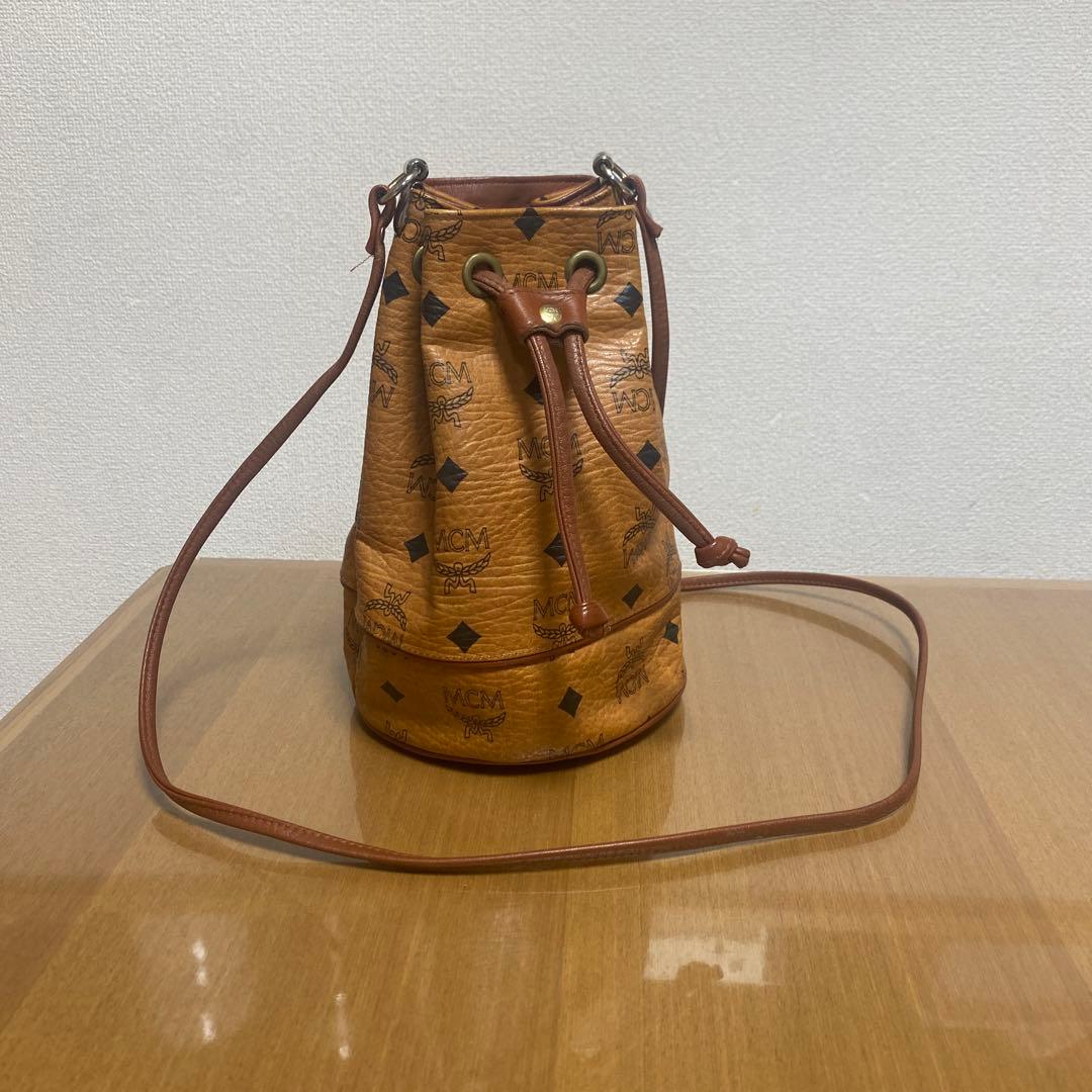 MCM ブラウンレザー 巾着型　バケツ型　ショルダーバッグ