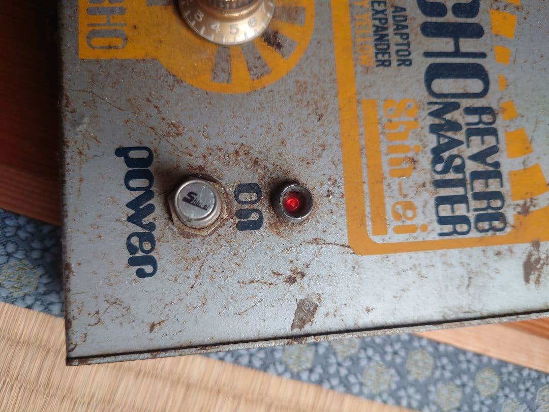 ECHO REVERB MASTER ギターエフェクター