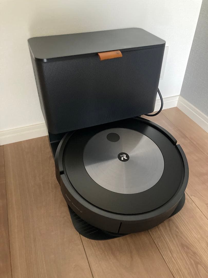最新☆iRobot ルンバ j7+ ☆新築にて13分のみ使用