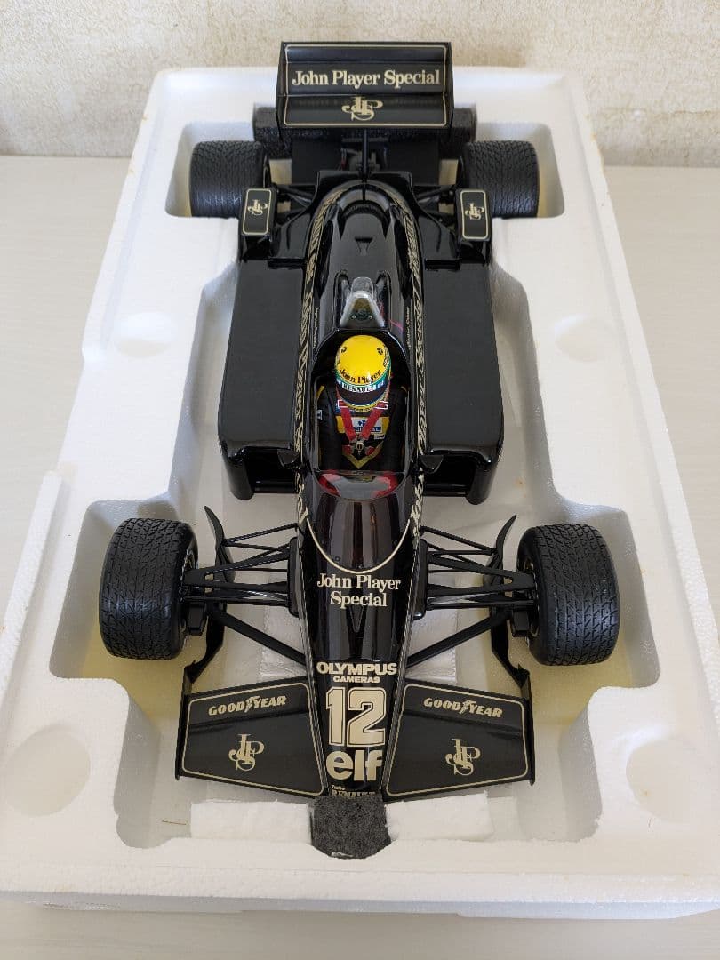 F1 MINICHAMPS 1/12 ロータスルノー97T アイルトン・セナ