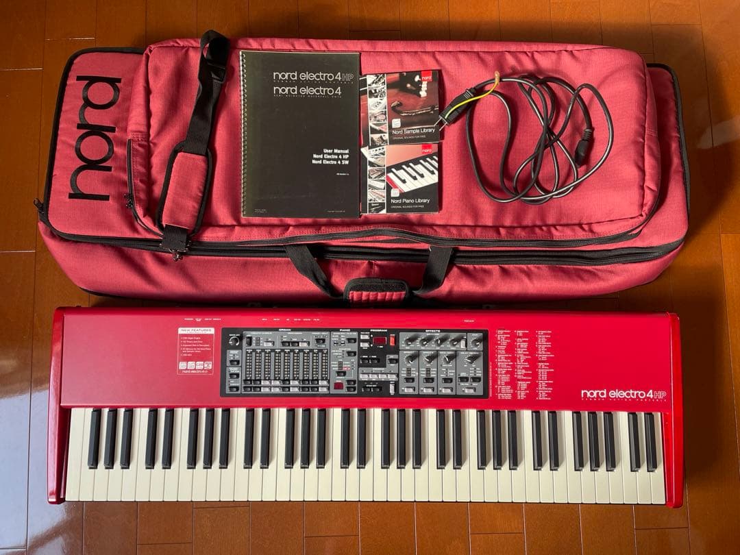 【美品】Nord Electro 4 HP 専用ケース付き