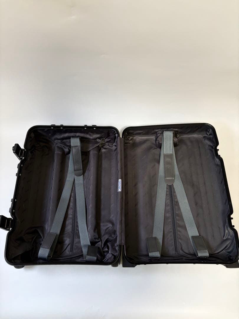 【貴重 廃盤品 良品】リモワ トパーズ ステルス 32L 2輪 機内持込可能