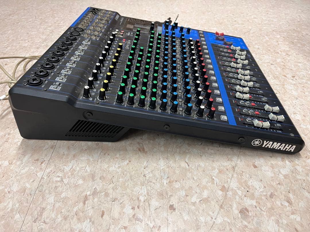 YAMAHA MG16XU　アナログミキサー　ヤマハ