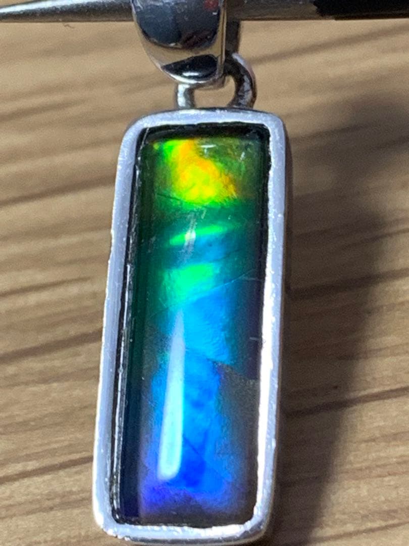 アンモライト　ペンダントトップ