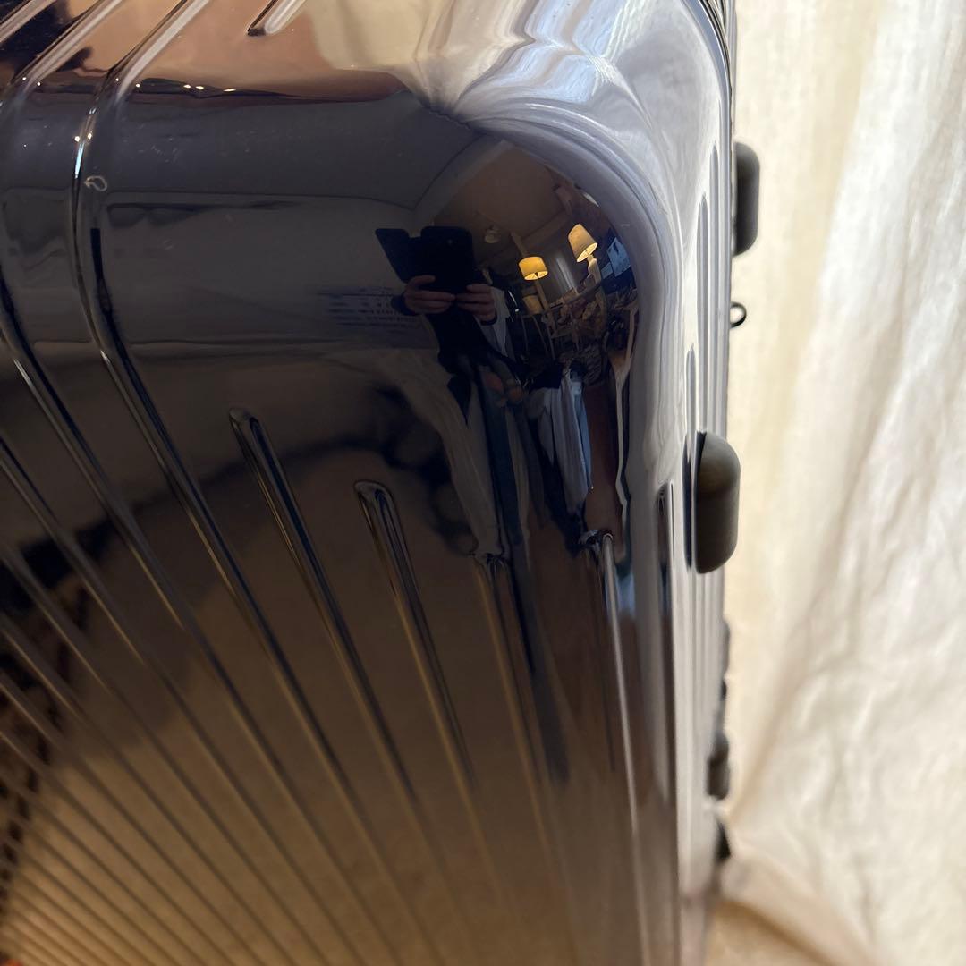 リモワ ESSENTIALチェックイン L ネイビー