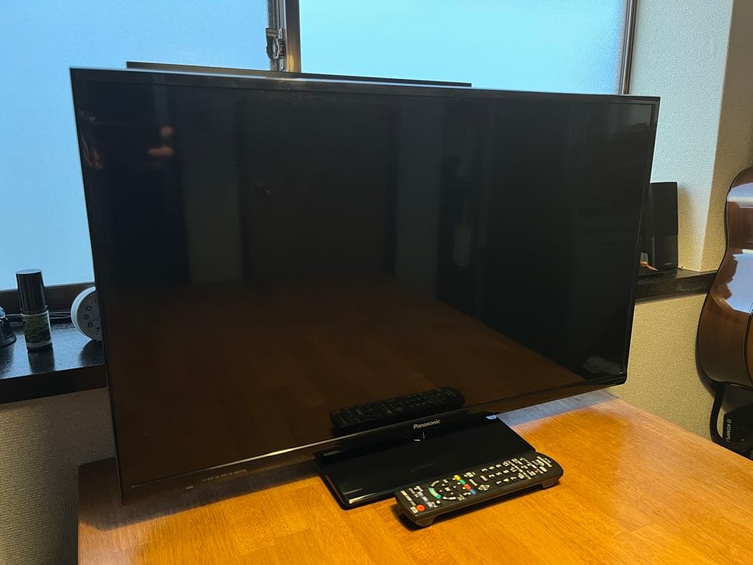 【美品】Panasonic VIERA テレビ 32V型　TH-32C300