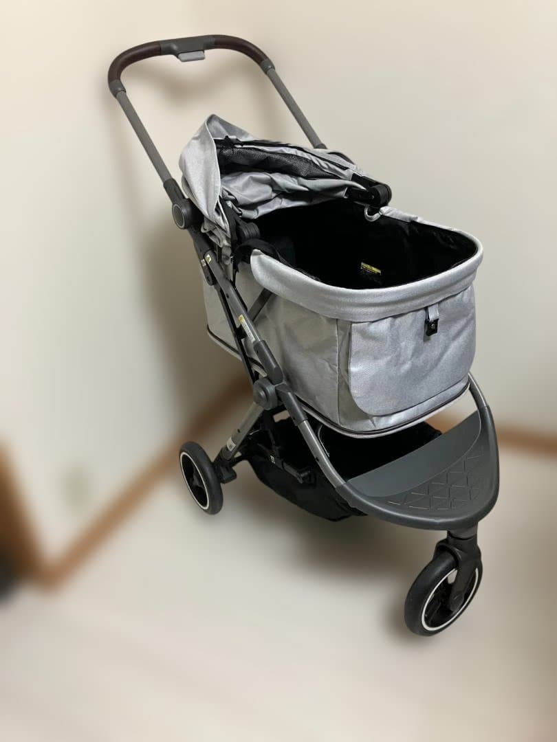 コムペット ルルテイル ラバーロックグレー 3輪ペットカート 中型犬・小型犬