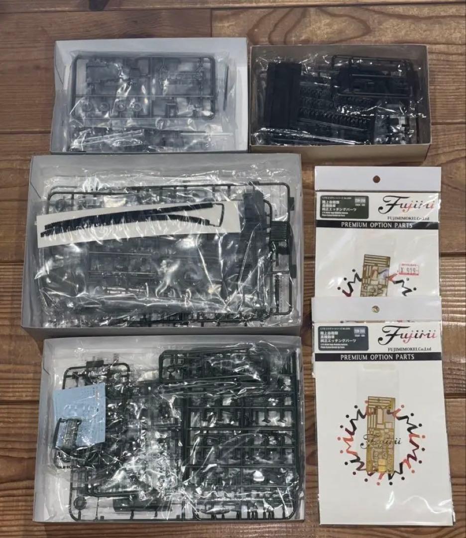 アオシマ フジミ 10式戦車 74式戦車 セミトレーラー トラック 高機動車