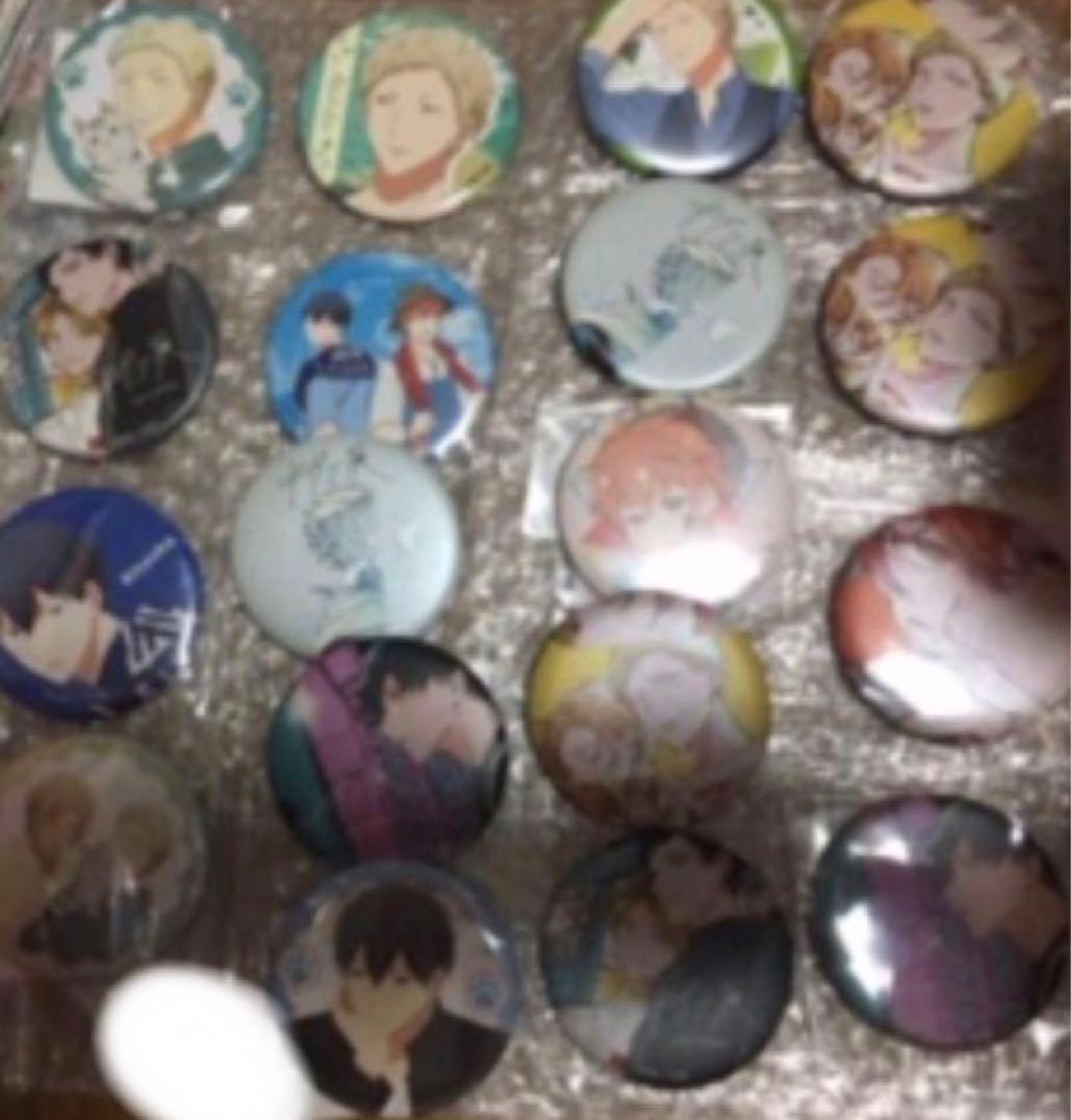 ギヴン　缶バッジ　ギヴン展